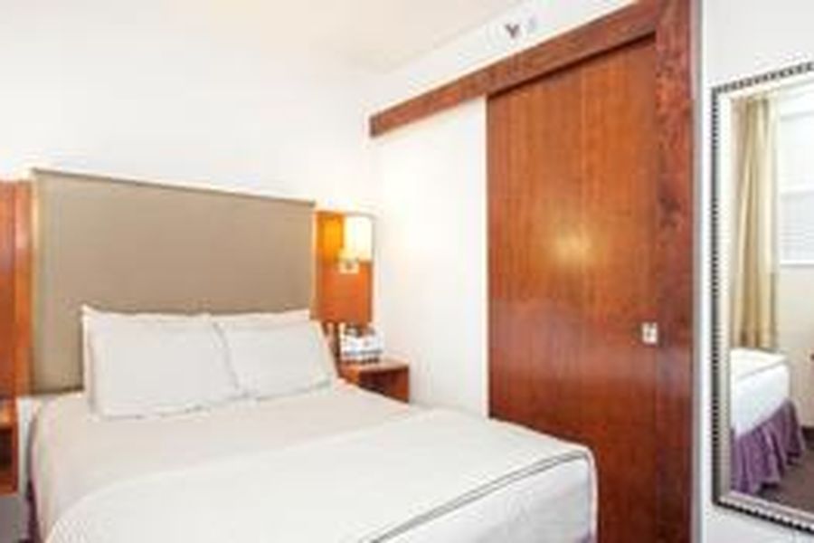 photo-1