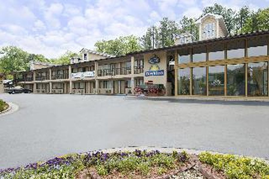 photo-0