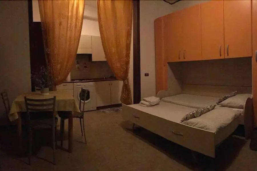photo-0