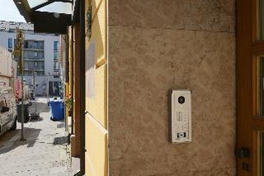 photo-1