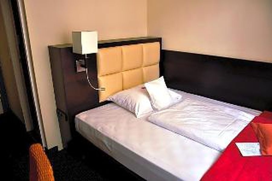 photo-1