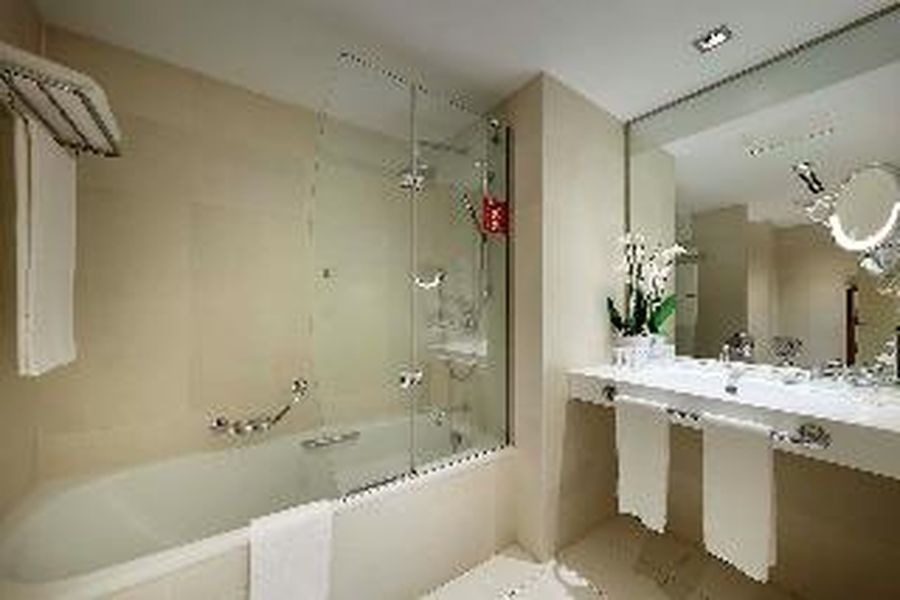 photo-1