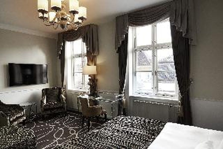 photo-1