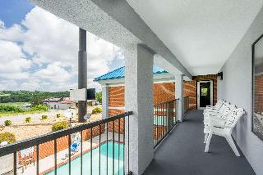 photo-1