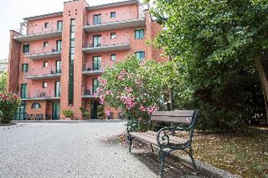 photo-1