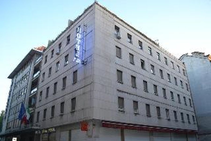 photo-0