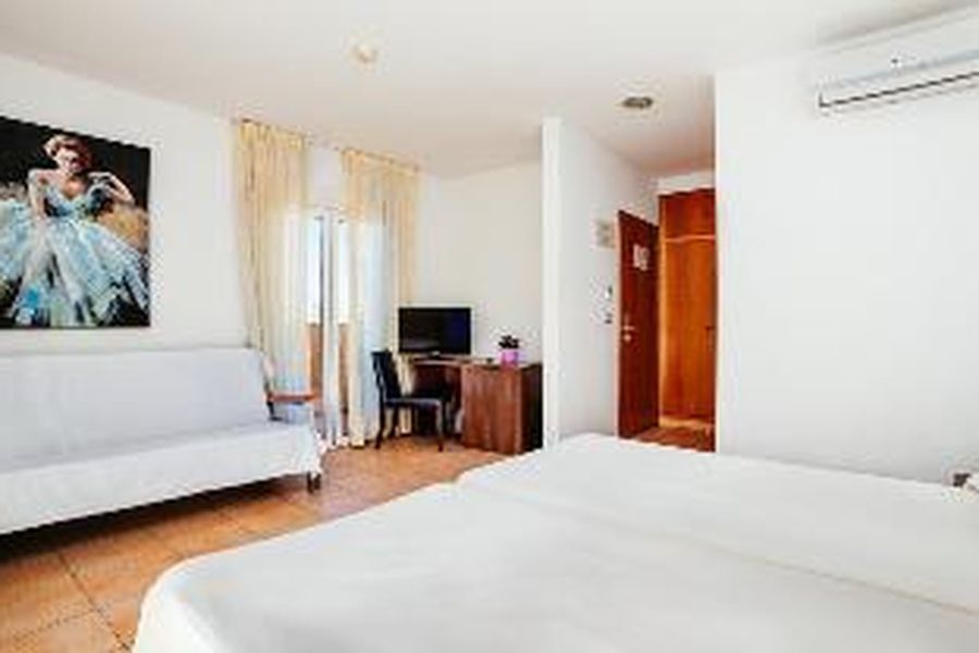 photo-1