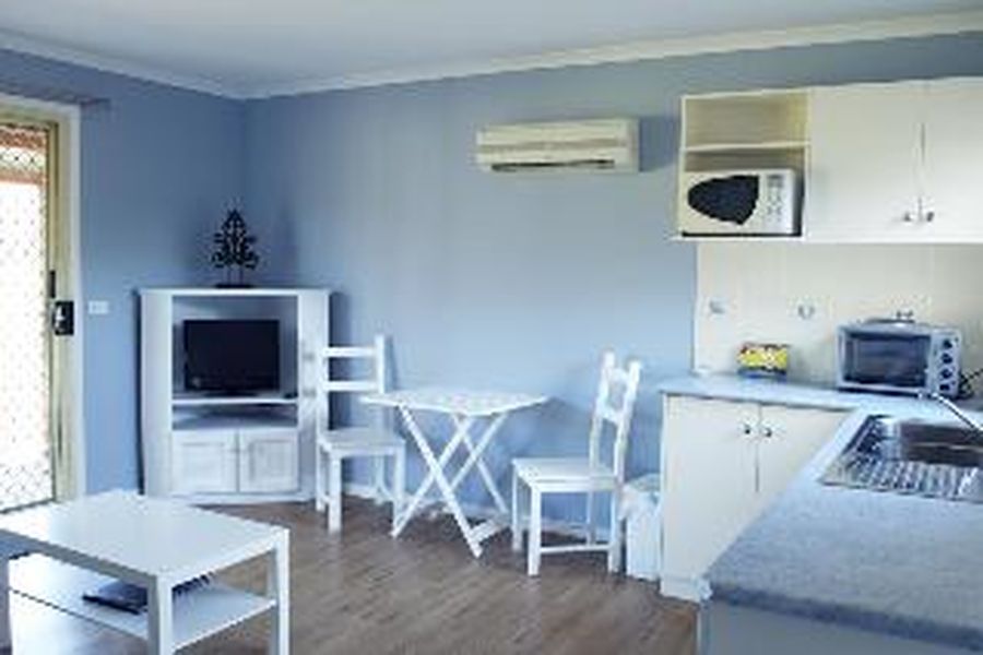 photo-1
