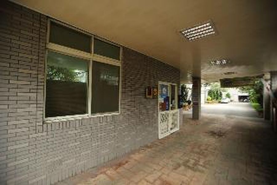 photo-0