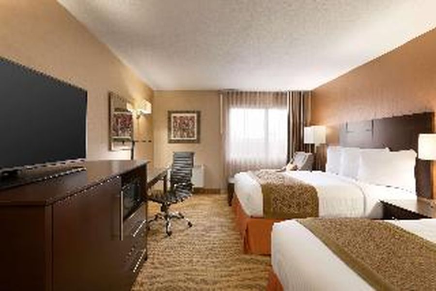 photo-1
