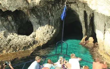 El crucero Afrodita II en Chipre