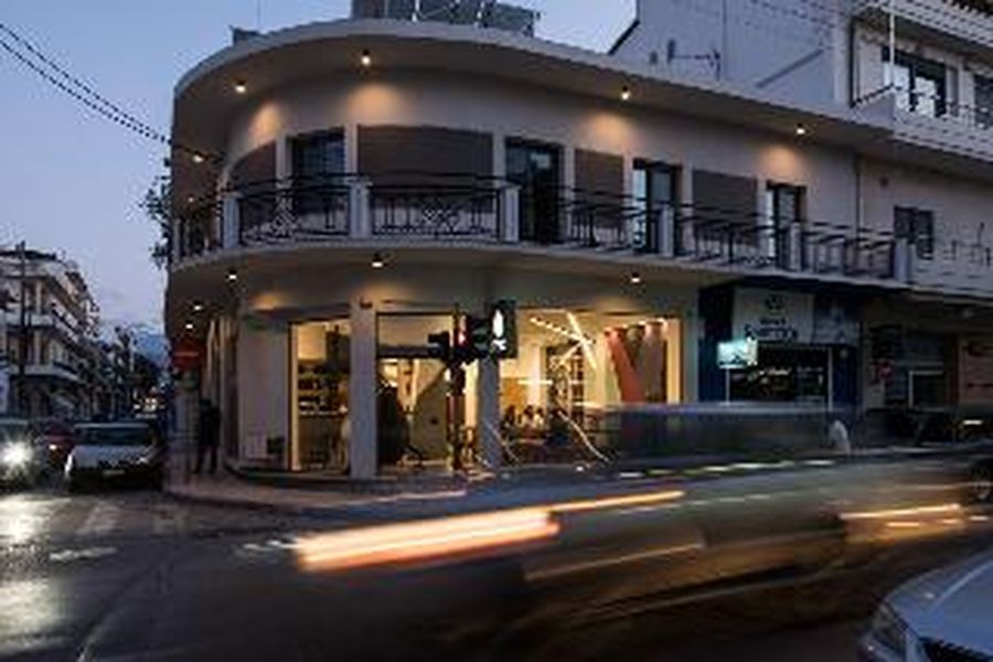 photo-0